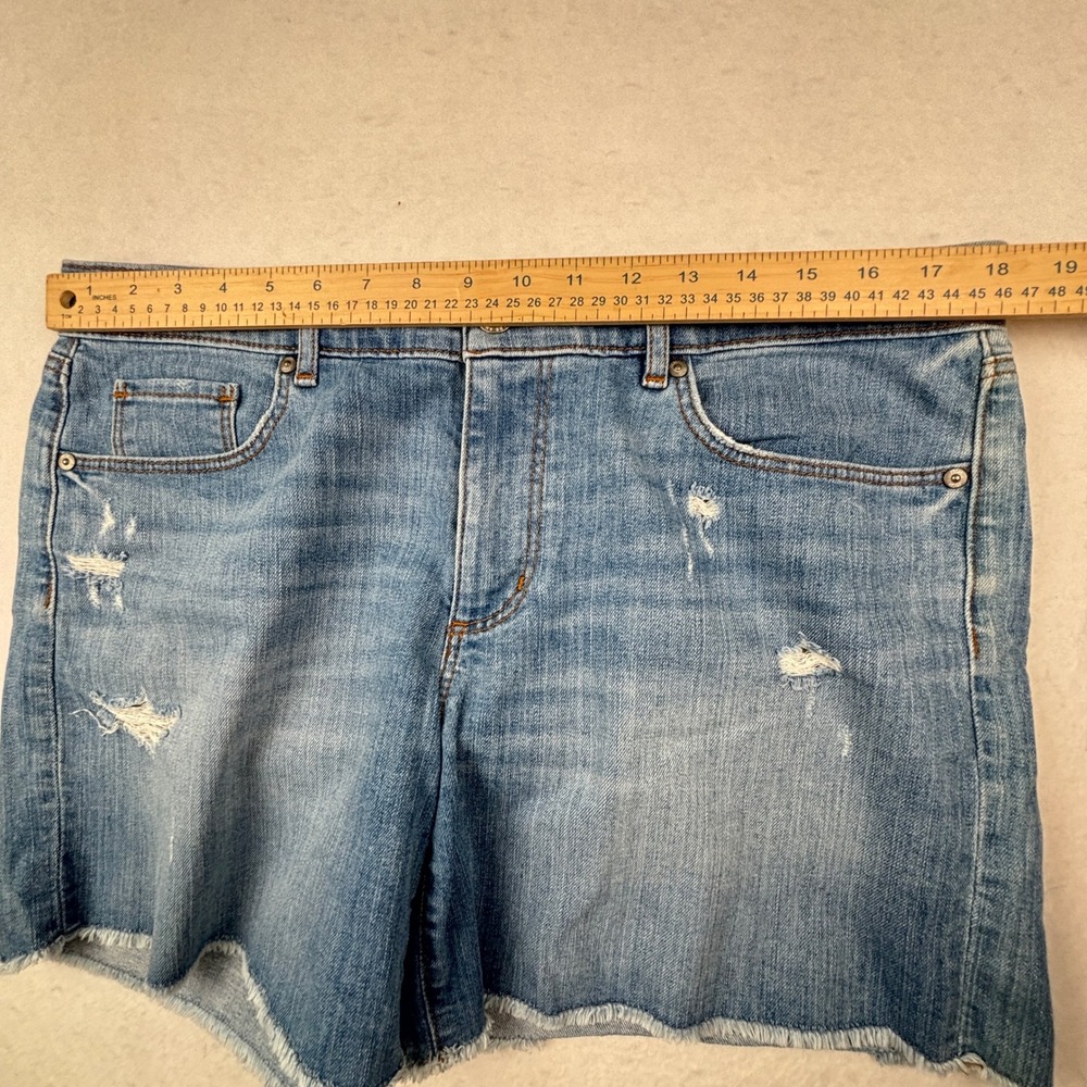 LOFT Womens Denim Shorts 12 31 Cut Off Distressed Raw Hem Casual Boho - Picture 9 of 10